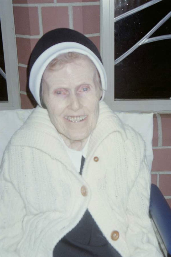 Sr. Giles